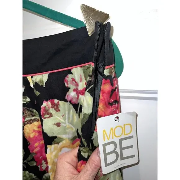 Modbe XL Skirt - Beautiful Rose Pattern A-Line Midi Skirt Downeast NWT - Picture 4 of 6